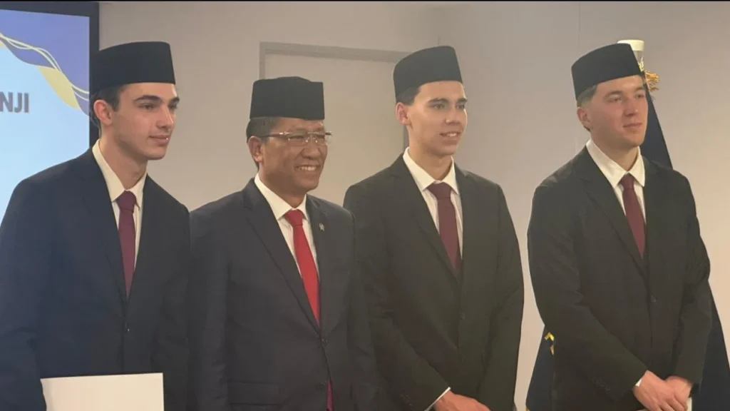 Ole Romeny, Dion Markx, dan Tim Geypens Resmi Jadi WNI