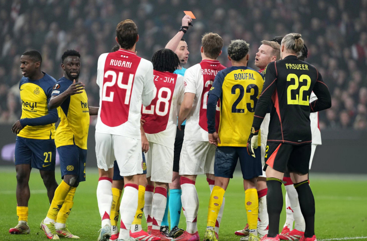 Ajax Lolos ke 16 Besar Liga Europa Meski Dikalahkan Union 1-2, Henderson Terlibat Keributan!