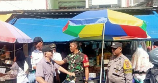Polsek Bontoala Lakukan Pendampingan dan Pengamanan Penertiban Lapak Pasar Terong