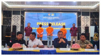 Kantor Imigrasi Kelas I Khusus TPI Makassar Deportasi 3 WNA
