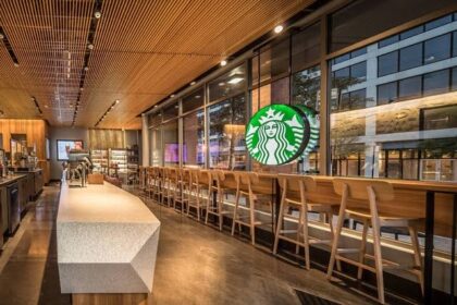 Starbucks PHK 1.100 Karyawan Korporat, 13 Minuman Ikonik Dihapus Demi Efisiensi!