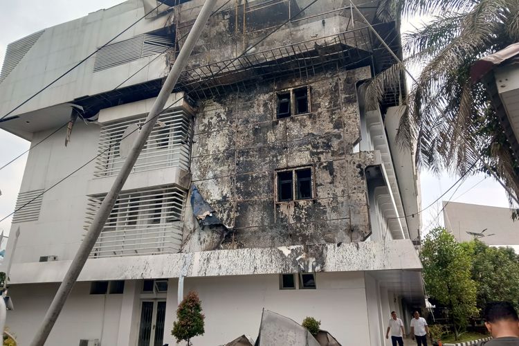 Kantor Disdik Sumut Kebakaran, Diduga Puntung Rokok Jadi Penyebabnya