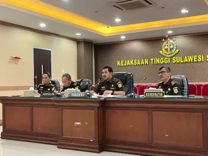 Terdesak Ekonomi Hingga Curi Ayam, Pelaku Dibebaskan Kajati Sulsel