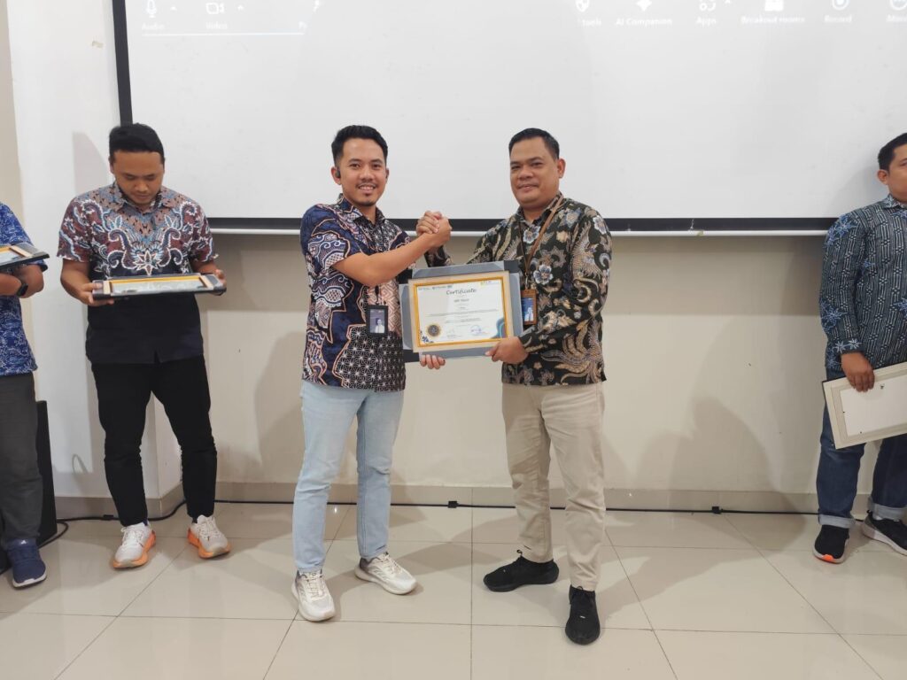 Sukses Tingkatkan Keandalan Pembangkit, PLN IP UBP Tello Raih '1st Place' Kinerja Kepuasan Pelanggan Tahun 2024