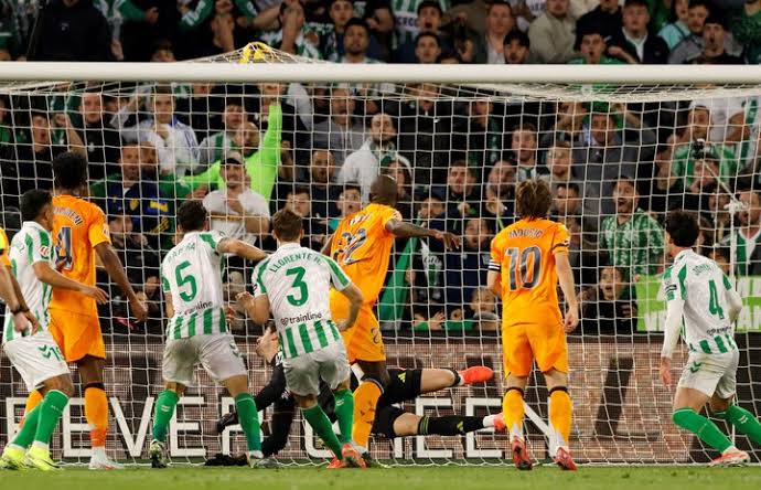 Isco Kalahkan Mantan Klub! Real Betis Kejutkan Real Madrid 2-1