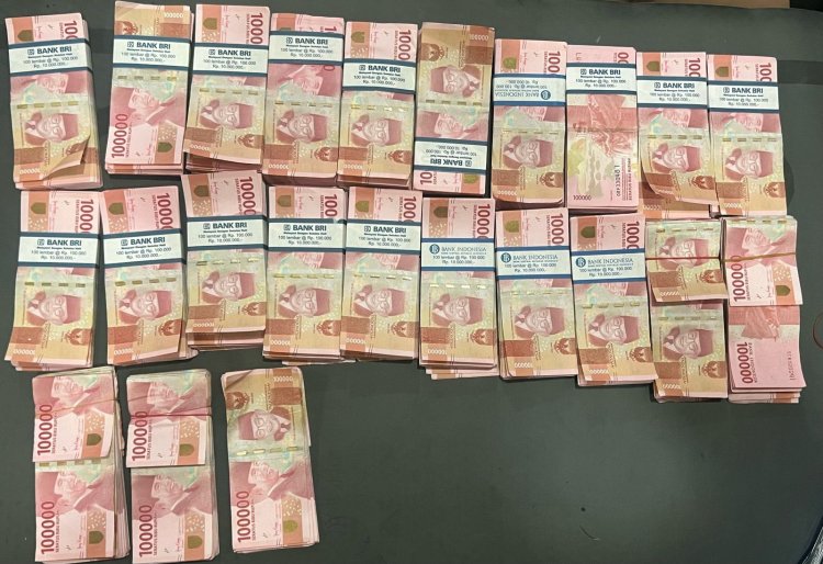 Setelah Berhasil Bongkar Pabrik Uang Palsu di Bogor, Kini Polisi Kembali Amankan Pengedar di Jaksel
