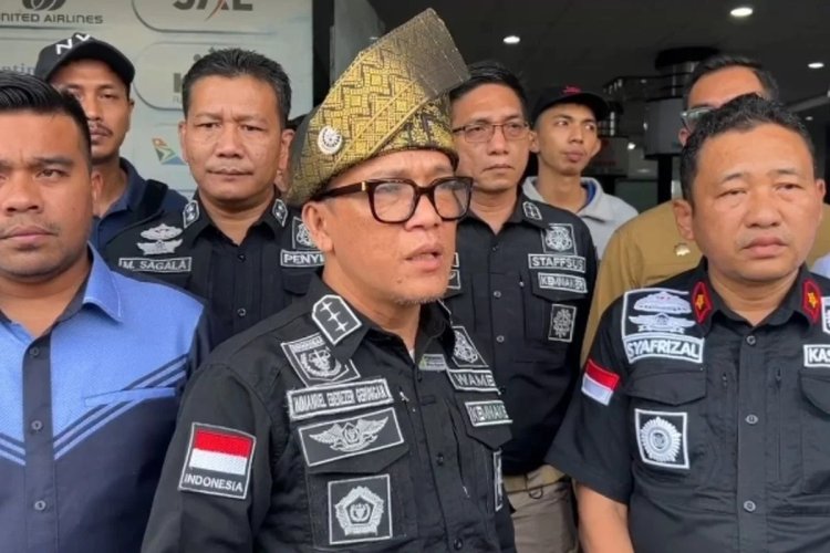 Wamenaker Murka, Ancaman ‘Tutup Total’ Sanel Tour and Travel Pekanbaru Gara‑Gara Ijazah Ditahan!