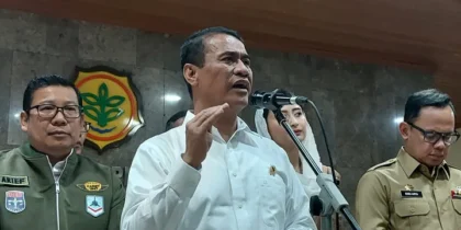 Mentan Amran Bangga Indonesia Surplus Beras di Tengah Krisis di Malaysia dan Jepang