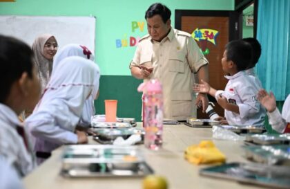 Prabowo Targetkan 82,9 Juta Penerima MBG pada November 2025, Dorong Ekonomi Daerah dan Percepat Pelayanan Gizi