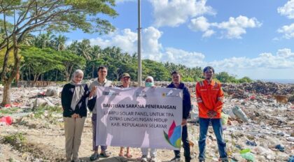 Dukung Pengelolaan Lingkungan Berkelanjutan, PLTD Selayar Salurkan Bantuan Solar Panel ke TPA Kabupaten Kepulauan Selayar