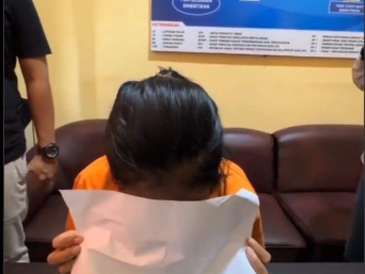 Pengakuan Mahasiswi Gadaikan 8 Unit Sepeda Motor untuk Bayar Arisan - Mahasiswi,Gadaikan 8 motor - Gambar 1586