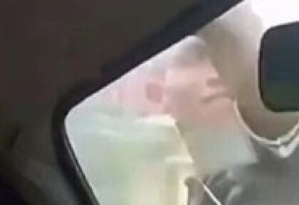 Sopir Truk Bawa Preman Bergelantungan di Spion, Gegara Kesal Dipalak