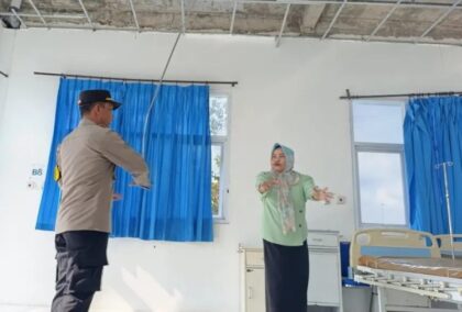Habiskan Anggaran Rp 4,2 Miliar, Atap Plafon Puskesmas di Jombang Ambruk
