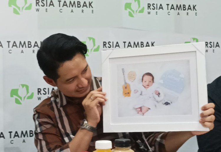 Chand Kelvin Dikaruniai Anak Pertama Berjenis Kelamin Laki-laki