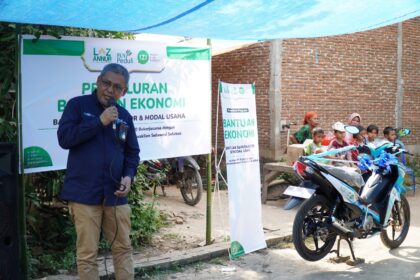 Tingkatkan Kesejahteraan Masyarakat; LAZ Annur PLN IP dan IZI Sulsel Bantu Pedagang Desa Pelosok Kembali Berdaya