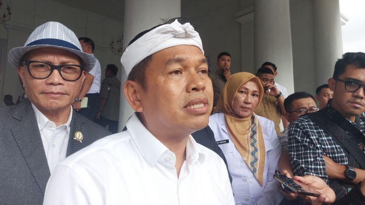 Gubernur Jabar Dedi Mulyadi Tanggung Biaya Hidup dan Pendidikan Anak Korban Ledakan Amunisi di Garut
