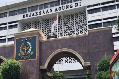 Kredit Macet Sritex Rugikan Negara Rp692 Miliar, Eks Bos dan Dua Pejabat Bank Jadi Tersangka