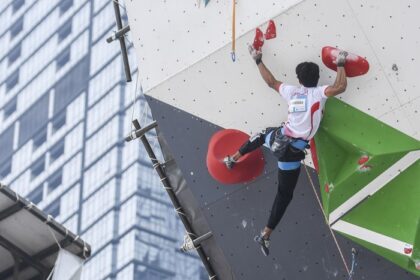 Rizky Syahrafli Wakili Indonesia di Final Lead Putra Piala Dunia Panjat Tebing Bali 2025