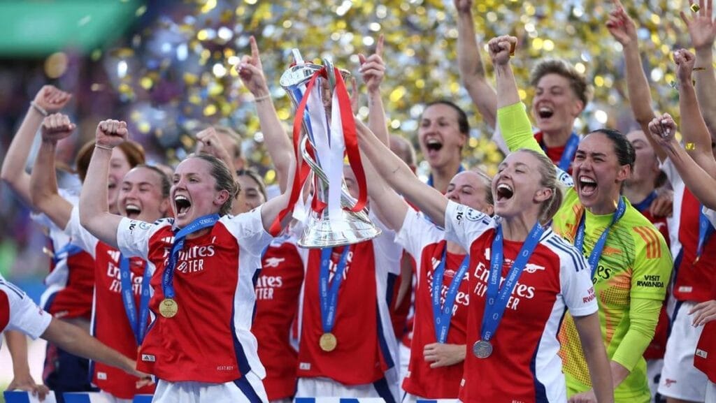 Arsenal Taklukkan Barcelona dan Kunci Gelar Liga Champions Wanita 2024/2025 - Arsenal - Gambar 1303