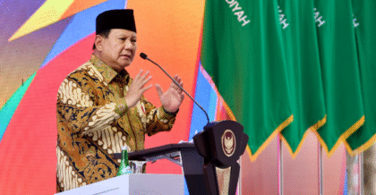 Presiden Prabowo Tegas: Birokrat yang Tak Mau Permudah Aturan Akan Diganti