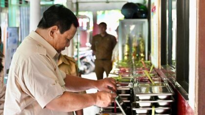 Prabowo Targetkan 82,9 Juta Penerima Manfaat MBG per November 2025, BGN Usut Kasus Keracunan