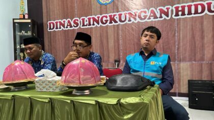 Dukung Program Lingkungan Hidup, UP PLTD Selayar Salurkan Bantuan Pengelolaan Lingkungan pada DLH Selayar