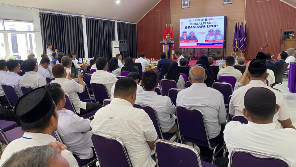 Dampak Nyata Sosialisasi Beasiswa LPDP di Enrekang, Konstituen La Tinro Lulus Seleksi Substansi