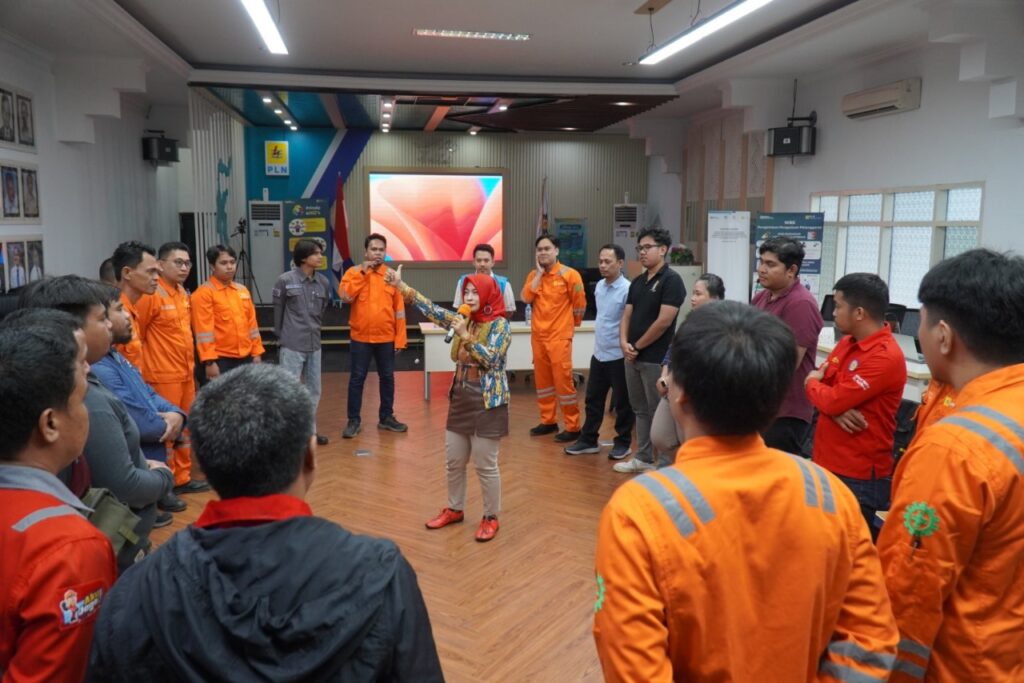 Tingkatkan Kualitas Layanan Pelanggan, PLN IP UBP Tello Gelar Training Komunikasi bagi Operator