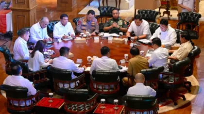 Presiden Prabowo Gelar Rapat Tertutup Bahas Deregulasi dan Negosiasi Dagang dengan AS