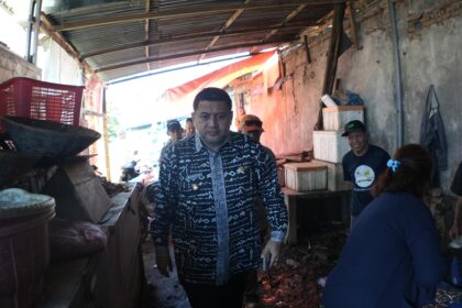 Wali Kota Munafri Sidak Pasar Pabaeng-baeng, Tegur Jukir dan Tertibkan Pedagang di Bahu Jalan