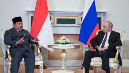 Prabowo Subianto Bertemu Putin di St. Petersburg, Kukuhkan Hubungan Strategis RI-Rusia