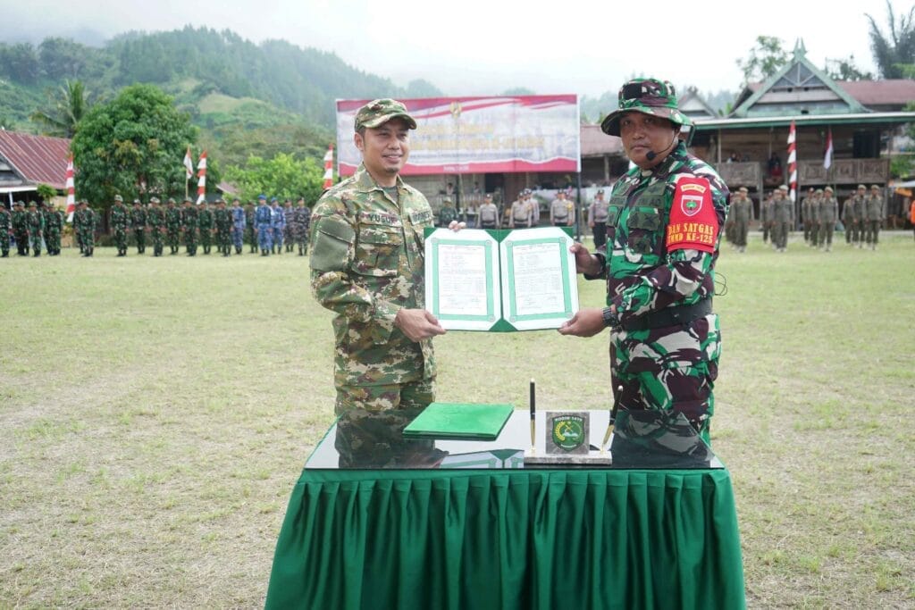 Bupati Enrekang Resmi Buka TMMD ke-125 di Desa Pekalobean - bupati enrekang - Gambar 560