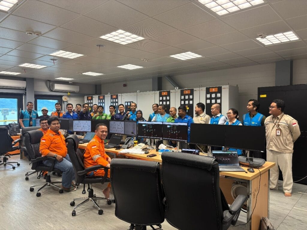 PLN Indonesia Power Hadirkan Listrik untuk Rakyat di Sulawesi Tenggara Lewat Pembangkit Terapung BMPP Nusantara II Kolaka -  - Gambar 744