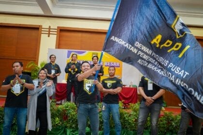 Irfan Darmawan Resmi Pimpin DPP APPI Makassar, Siap Gerakkan Pemuda Bangun Kota Unggul - DPP APPI,Irfan Darmawan - Gambar 710