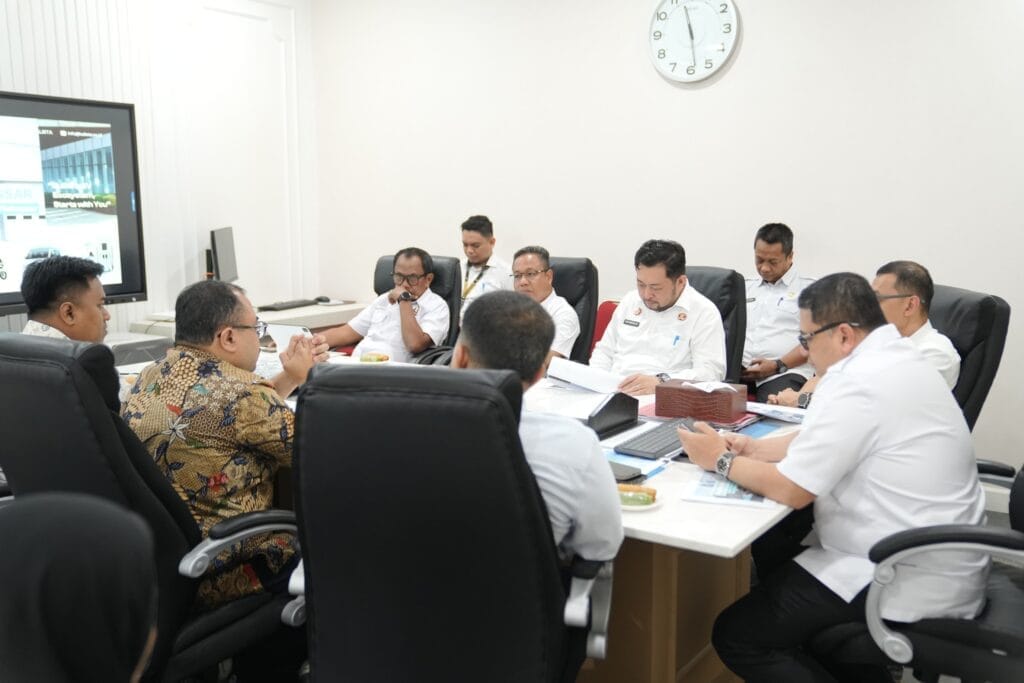 Makassar Gandeng Kalista Biru Nusantara untuk Kembangkan Transportasi Publik Listrik Ramah Lingkungan - kalista biru nusantara - Gambar 559