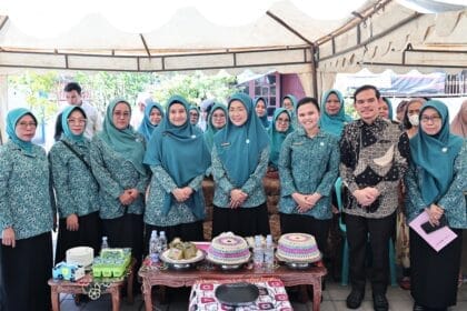 Melinda Aksa Dukung Gerakan Baca Buku KIA: Perkuat Peran Ibu Bangun Generasi Emas - Melinda Aksa,Baca buku KIA - Gambar 549