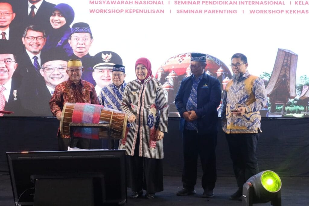 Aliyah Mustika dorong sinergi pendidikan Islam di forum Munas JSIT 2025 - Aliyah mustika,JSIT 2025 - Gambar 533