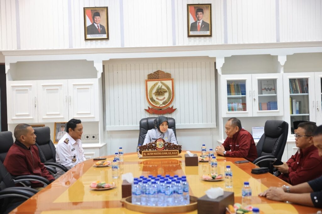 Wakil Wali Kota Makassar Ajak Komunitas Berkolaborasi Bangun Kota Inklusif 1 Wakil Wali Kota Makassar Ajak Komunitas Berkolaborasi Bangun Kota Inklusif - Wakil - Gambar 850