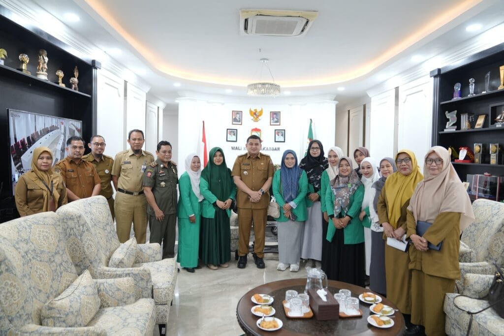 Perkuat Sinergi, Munafri dan Fatayat NU Fokus Tangani Kekerasan Perempuan dan Anak - Munafri - Gambar 795