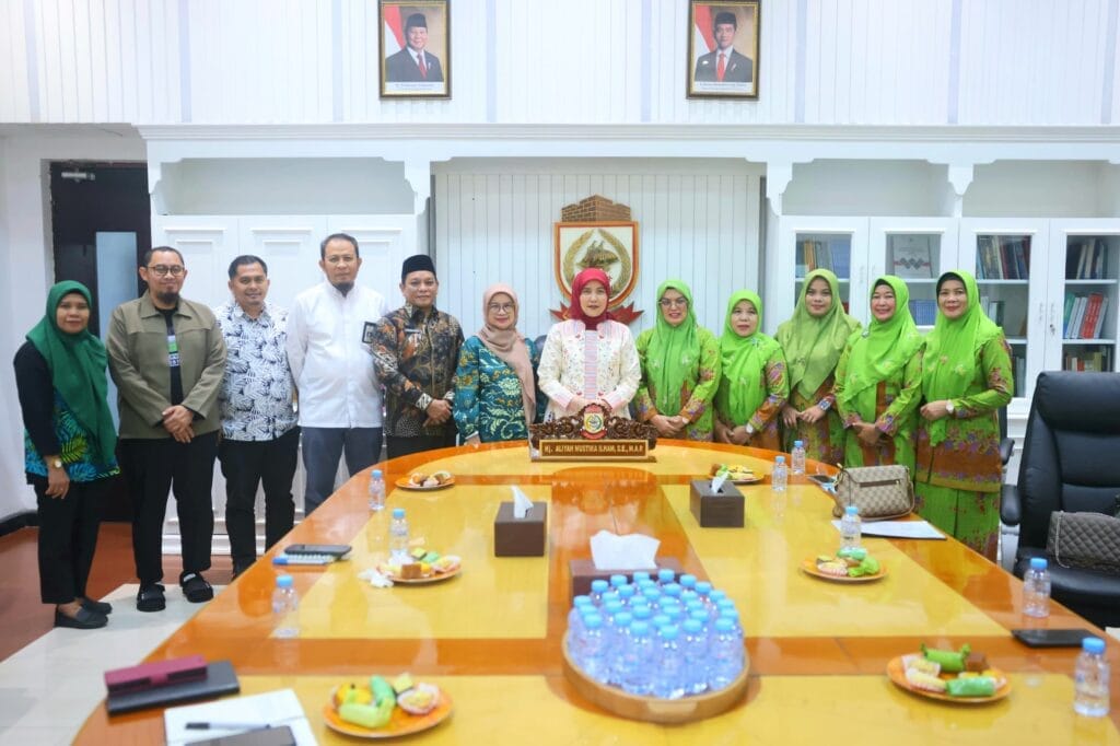 Wakil Wali Kota Makassar Sambut Muslimat NU, Perkuat Sinergi Pemberdayaan Perempuan dan Program Keagamaan - Wakil - Gambar 740