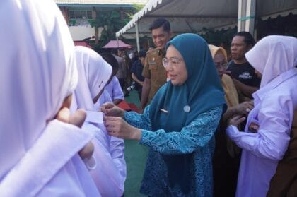 TP PKK Makassar Dukung Pendidikan Inklusif, Melinda Aksa Ikut Kawal Program Seragam Sekolah Gratis - Melinda Aksa,TP PKK - Gambar 589