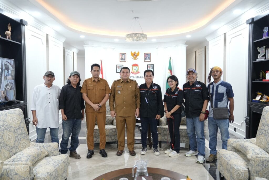 Pemkot Makassar Peduli Seni, KPJ Makassar Masuk Skema Jaminan Hari Tua - Peduli seni,KPJ Makassar - Gambar 585