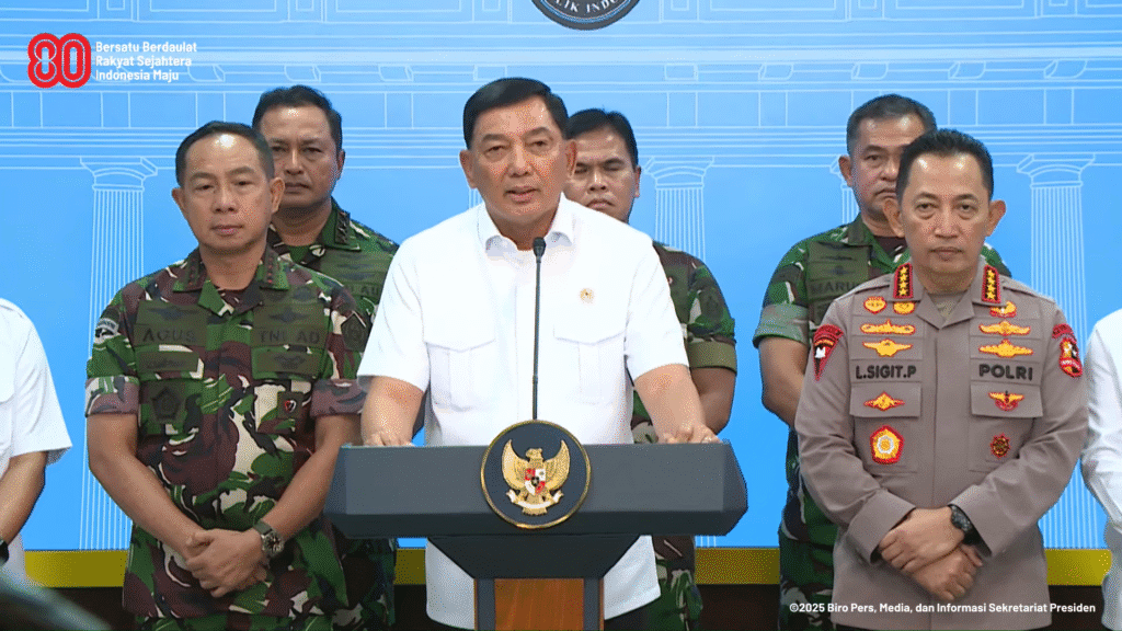 Dok. LIVE: Keterangan Pers Menteri Pertahanan, Kantor Presiden, (31 Agustus 2025)