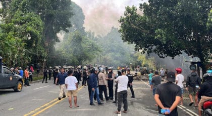 Hunuth Memanas: Sejarah Lama Konflik Ambon Kembali Terulang, 17 Rumah Hangus dan Ratusan Warga Mengungsi - Hunuth - Gambar 96