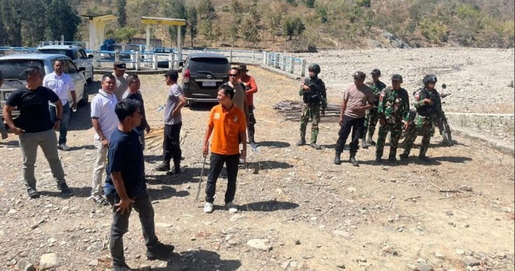 Warga Belu Jadi Korban Tembakan Saat Berburu di Perbatasan, Polisi Minta Warga Tak Terprovokasi 1 Warga Belu Jadi Korban Tembakan Saat Berburu di Perbatasan, Polisi Minta Warga Tak Terprovokasi - Belu - Gambar 102