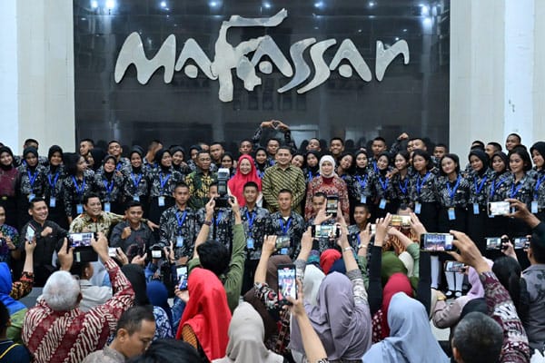 Apresiasi Paskibraka Makassar 2025, Munafri–Aliyah Beri Pin Emas, Sertifikat, dan Beasiswa - paskibraka makassar,munafri,aliyah - Gambar 128