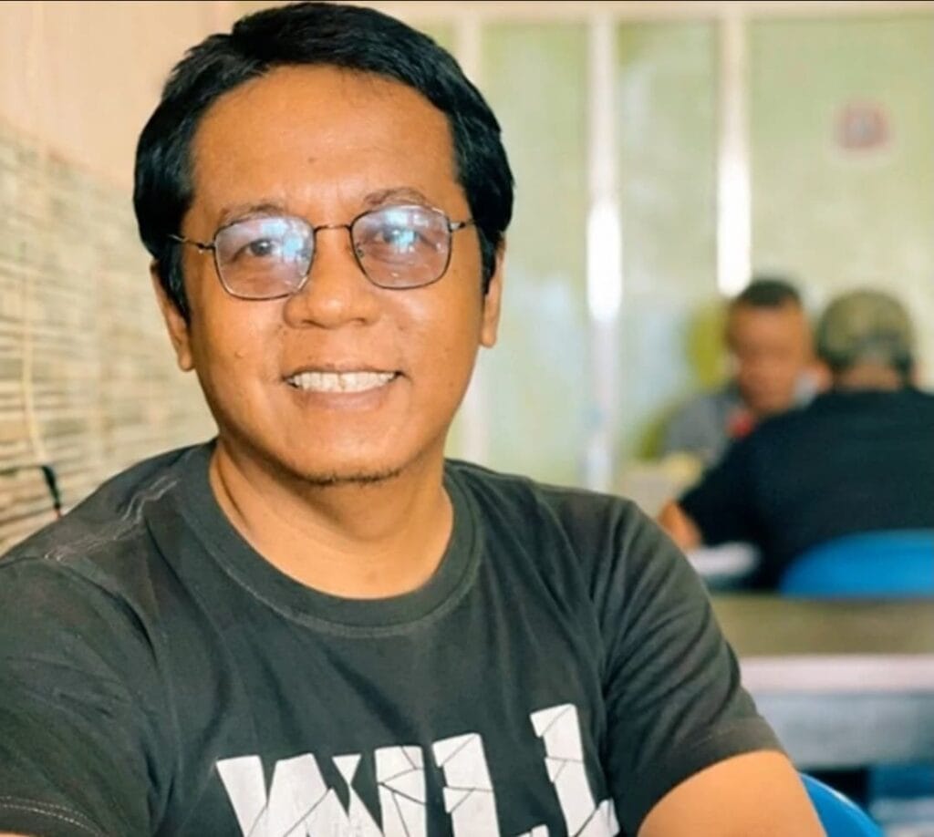 Catatan Singkat HUT RI Ke 80 : Makna kemerdekaan dibalik Seragam Sekolah Gratis - kemerdekaan,HUR RI - Gambar 161