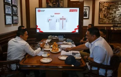 Merdeka Run 8.0K Siap Digelar 24 Agustus, Seskab Teddy dan Menpora Dito Matangkan Persiapan di Istana - Run - Gambar 64