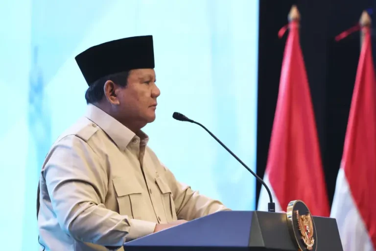 165 Sekolah Rakyat Berdiri, Prabowo Puji Kinerja Menteri dan Targetkan 200 Unit di 2026 - Prabowo - Gambar 37