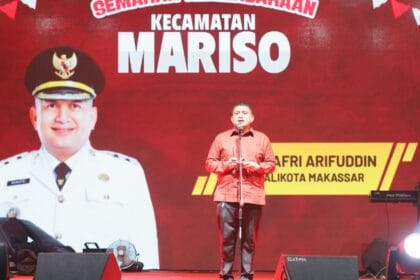 Munafri-Aliyah Hadiri Pesta Rakyat Mariso, Dorong UMKM dan Kebersamaan Warga - PESTA RAKYAT MARISO,MUNAFRI